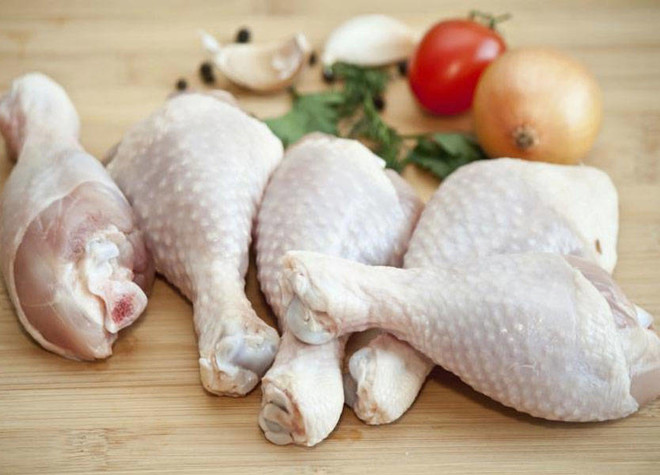 Photo of تحذير من “خطأ فادح” قبل طهي الدجاج قد يسبب تسمم غذائي