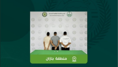 Photo of مكافحة المخدرات تقبض على 3 أشخاص بجازان لترويجهم أقراصًا خاضعة لتنظيم التداول الطبي