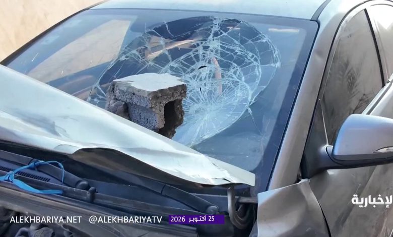 مركبة متضررة من آثار العدوان الحوثي على خميس مشيط وأحد رفيدة