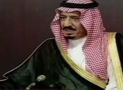 الملك سلمان بن عبدالعزيز في لقطة من الفيديو